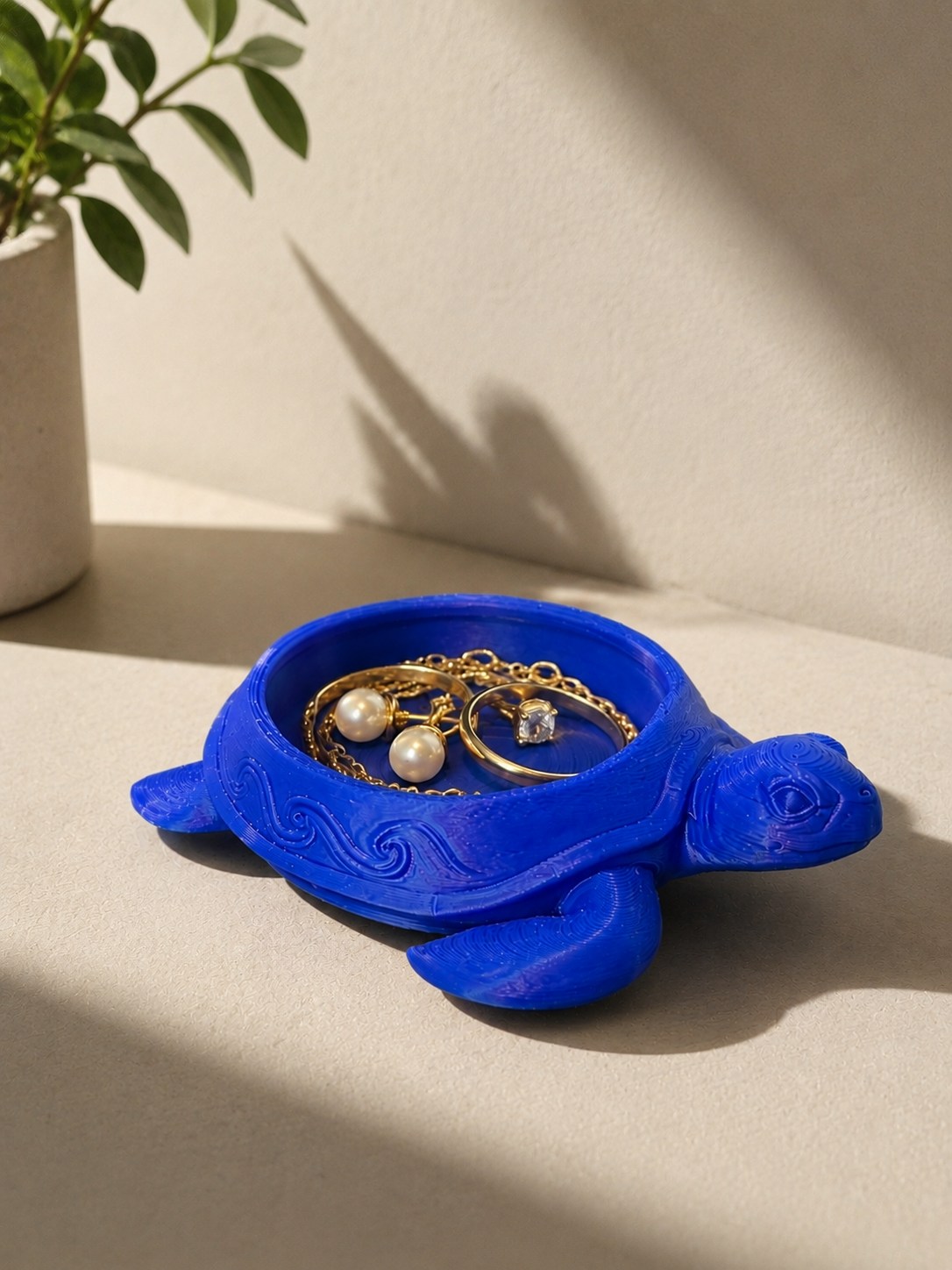 Turtle jewellery holder